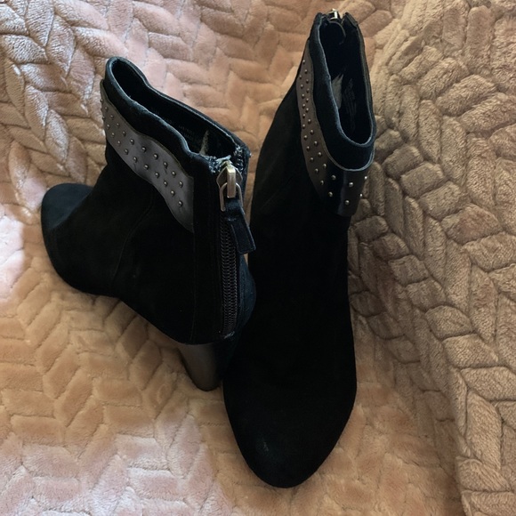 Franco Sarto Black Suede Booties Sz 6.5 - Picture 3 of 6